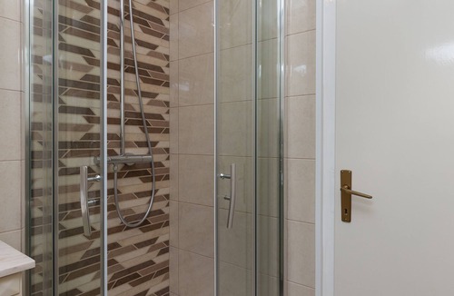 Orasac House | Apartment & Rooms Savonari