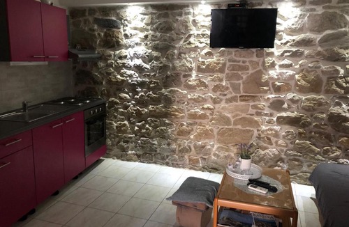 Kastel Stafilic Apartment | Apartment Roso