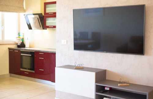 Kornic Apartment | Apartment ROYAL 2 with pool and jacuzzi