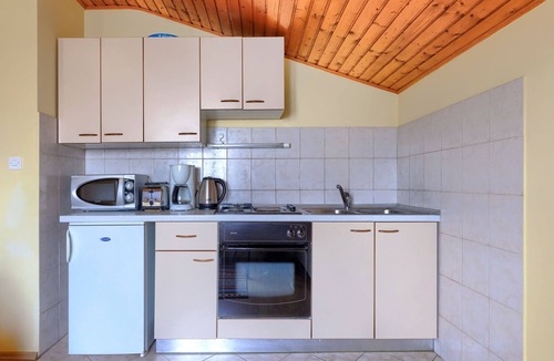 Valdebek Apartment | Apartment Ruža 1 by Interhome