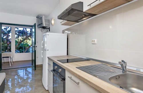Pokrivenik Apartment | Apartment Rubin by Interhome