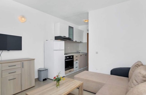 Pokrivenik Apartment | Apartment Rubin by Interhome