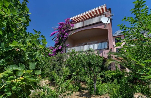 Istok Apartment | Apartment Ruzi - family and friends: - Makarska, Riviera Makarska, Croatia