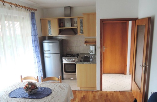 Malinska-Dubasnica Apartment | Apartment Sabina & Grapes