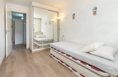 S'Agaro Apartment | Apartment "Sagarona Beach" with Shared Pool & A/C