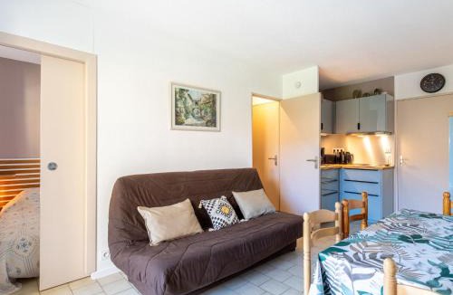 Le Lavandou Apartment | Apartment Saint James-3 by Interhome
