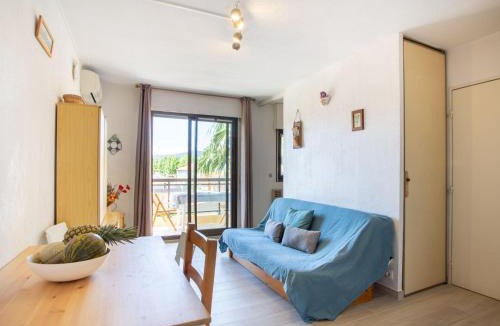 Le Lavandou Apartment | Apartment Saint James-9 by Interhome