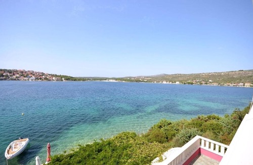 Podglavica Apartment | Apartment Sanja (57621-A1) - Rogoznica