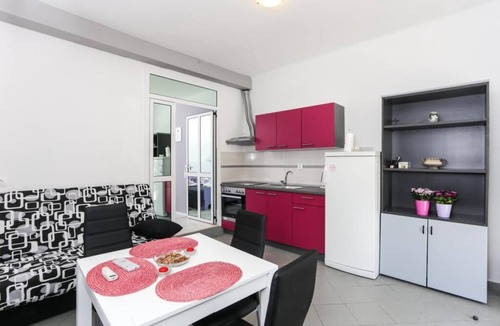 Gruz Apartment | Apartment Saulan - One-Bedroom Apartment