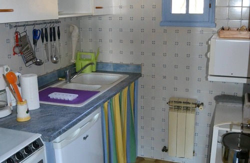 Hyeres Cottage | Apartment Sea View Balcony & Shared Pool Air Conditioning