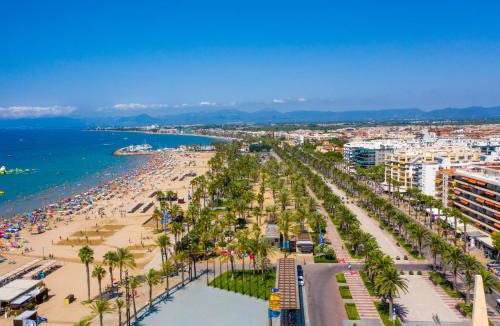 Salou City Centre Apartment | Apartment Sevilla by Interhome