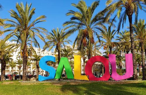 Salou City Centre Apartment | Apartment Sevilla by Interhome