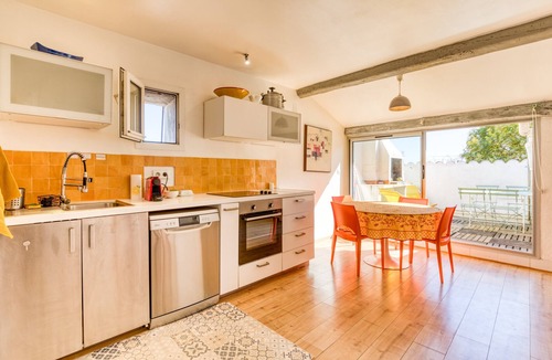 Sete Apartment | Apartment 'Siesta Sete' with Private Terrace and Wi-Fi