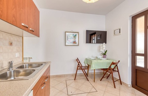 Borik Apartment | Apartment Silva III on the Ground Floor near the sea