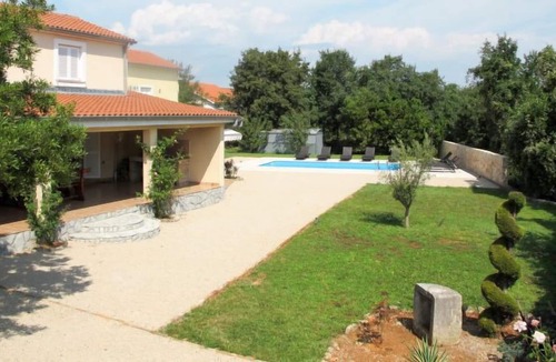 Rasopasno Apartment | Apartment Sina (MLK352) in Krk/Malinska - 4 persons, 2 bedrooms