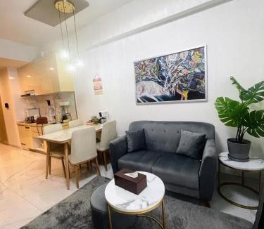 Bumi Serpong Damai Apartment | Apartment Sky House BSD - Family 2 BR Near Aeon Mall ICE BSD