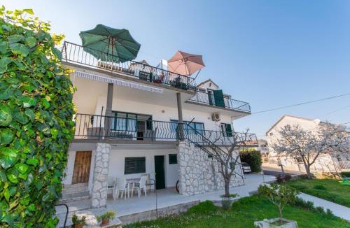 Slatine Apartment | Apartment Slatine 1126a