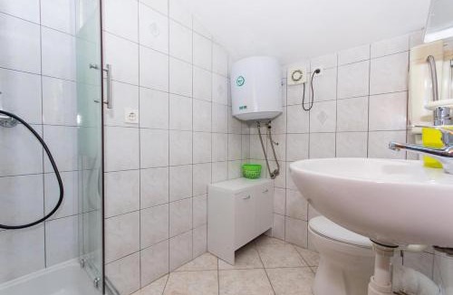 Slatine Apartment | Apartment Slatine 1126b