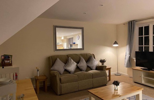Ludwel Apartment | Apartment - Sleeps 2 - Pet Friendly - Parking