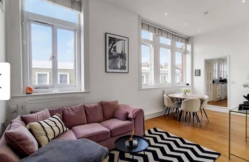 Vassall Apartment | Apartment Sleeps 2 with Free Parking