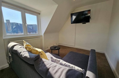 Frognal and Fitzjohns Apartment | Apartment - Sleeps 4 & Free Parking