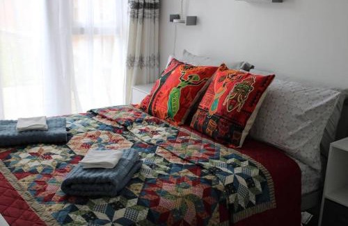 Chadwell Apartment | Apartment - Sleeps 4 - Garden - Parking