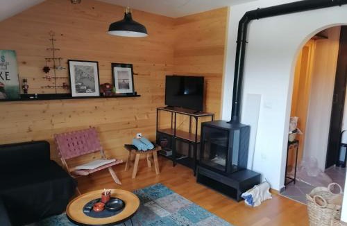 Fuzine Apartment | Apartment Sleeps 4 with Lake View