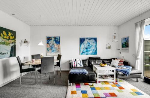 Trans Apartment | Apartment Smeralda - 200m from the sea by Interhome