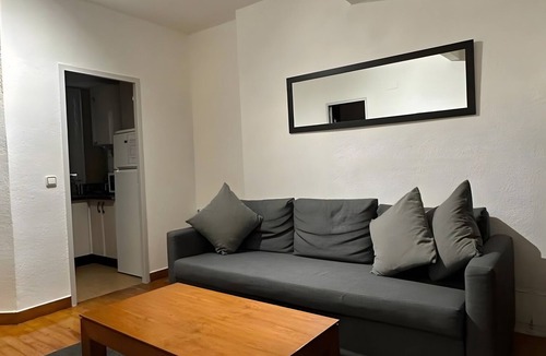 La Molina Apartment | Apartment 'Sol I Vent La Molina' with Mountain View and Wi-Fi