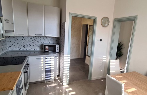 Pile Apartment | Apartment Solvit - Three Bedroom Apartment with Terrace