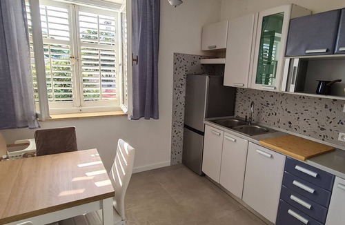 Pile Apartment | Apartment Solvit - Three Bedroom Apartment with Terrace