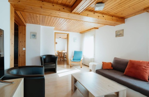 Amden Apartment | Apartment Sonne by Interhome