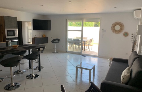 Narbonne Apartment | Apartment + SPA Terrace BBQ