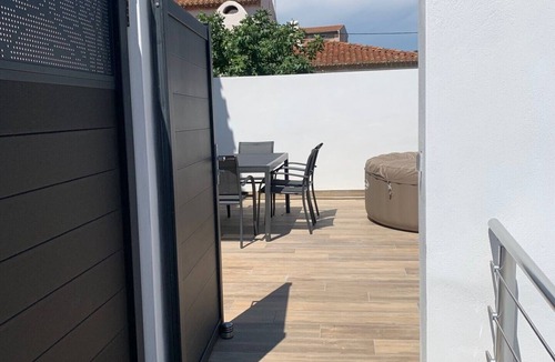 Narbonne Apartment | Apartment + SPA Terrace BBQ