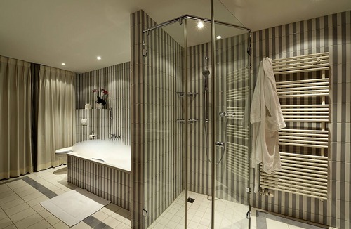 Klosters-Serneus Apartment | Apartment 'Stafel' with Wi-Fi