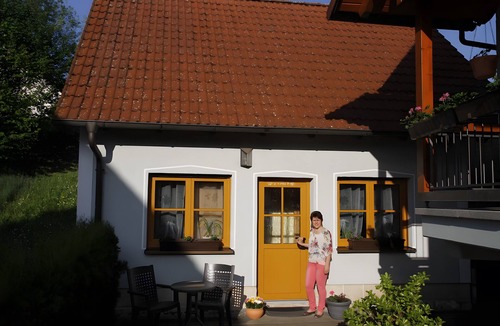 Schesslitz Apartment | Apartment 'Stark bis 3 Personen' with Wi-Fi