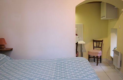 Panazol Bed & Breakfast | Apartment 'Studio' with Private Terrace and Shared Garden