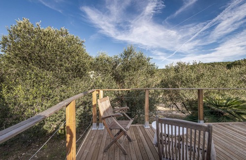 Canyelles Apartment | Apartment 'Suite Atrium Bubble' with Private Terrace, Wi-Fi and Air Conditioning