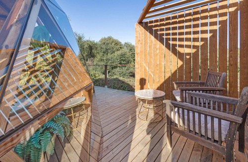 Canyelles Apartment | Apartment 'Suite Golden Bubble' with Mountain View, Wi-Fi and Air Conditioning