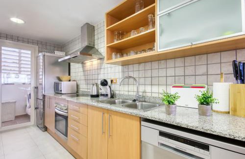 Palau-Saverdera Apartment | Apartment Sun Village I by Interhome