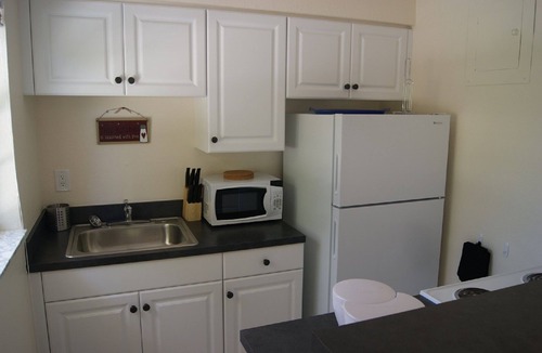 Caloosahatchee Apartment | Apartment Sunset in Cape Coral/Beach Resort