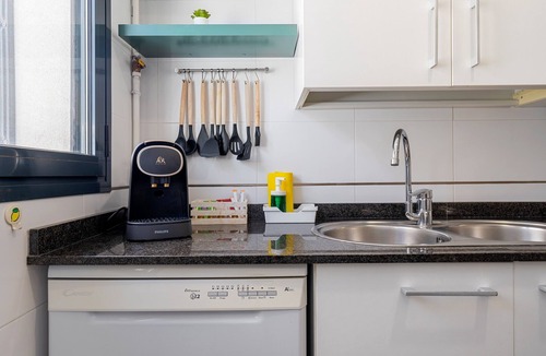El Vendrell Apartment | Apartment 'Sunset- Spa and Bbq' with Sea View, Wi-Fi and Air Conditioning