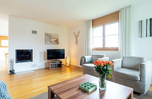 Flims Apartment | Apartment Survesta, approx. 120m2 located just outside the city center of Flims.