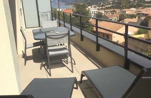 L'Ile-Rousse Apartment | Apartment T2 Île Rousse