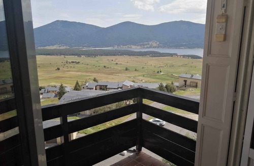 Les Angles Apartment | Apartment T2 (45m2) Résidence Soleil et Montagne, resort center Les Angles