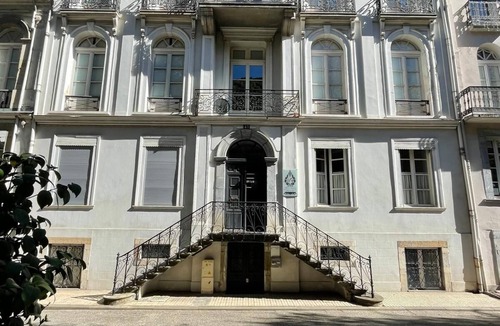 Bagneres-de-Luchon Apartment | Apartment T2 42m²/4 pers/1 bed/fitted kitchen/living room/HEATED SWIMMING POOL