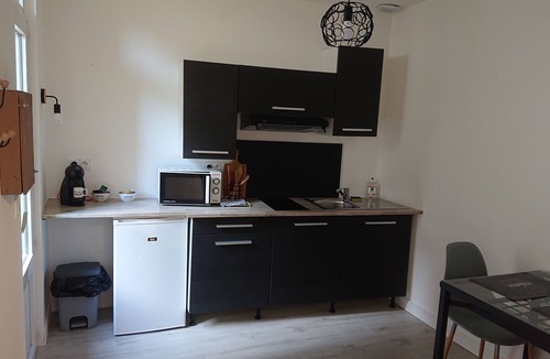 Vitre Apartment | Apartment T2 ★ Le Cocöon ★ center town quiet courtyard side