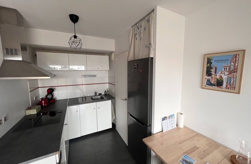 Le Cres Apartment | Apartment 'T2 Muses' with Private Terrace, Wi-Fi and Air Conditioning