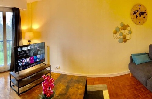 Miroir - Batignolles Apartment | Apartment T2 TGV station spacieux and fully equipped