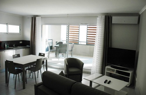 Beziers Apartment | Apartment T3 modern center beziers Secure parking
